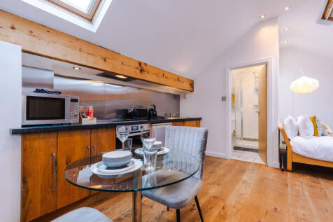 mellorroad30mellorroad3091cdb4e0-2a91-45d7-8977...