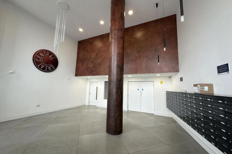127GC27GreatCentralimage00019.jpg