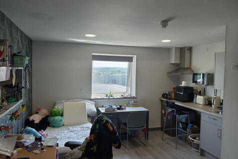 KILNHS8373PHOTO-2025-06-20-15-12-34(11).jpg
