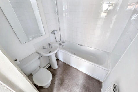 CLIFTONCRT8473744420250604192259_PXL_20250603_1...