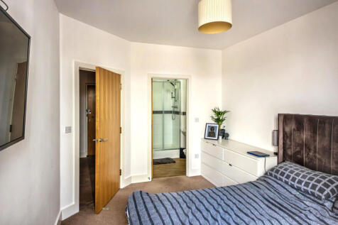 cooperagegr8837287320250611165611_Bedroom-1-Im4...