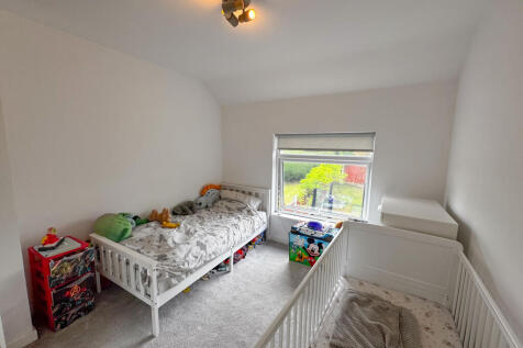 hulmes83749IMG_1341_edited.jpg