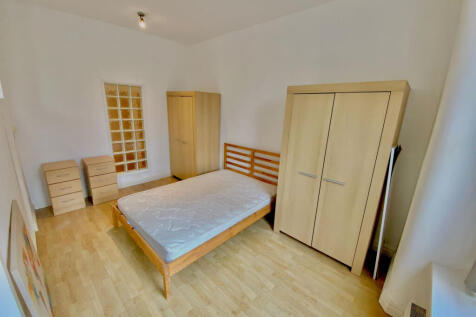harleu398494Bedroom.jpg