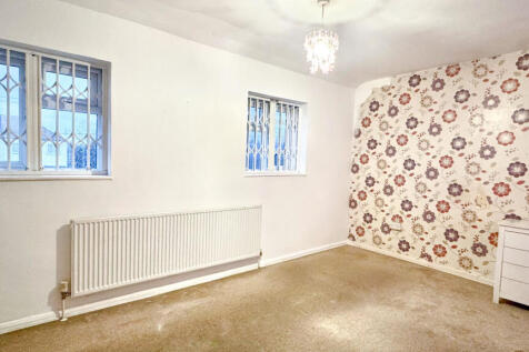 bastable943484WhatsApp Image 2025-11-24 at 15.0...