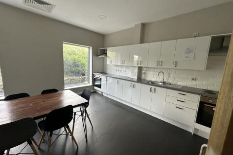 512Oneislingtonimage00015.jpg