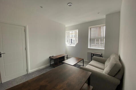 stonecros94743living area (1).jpg