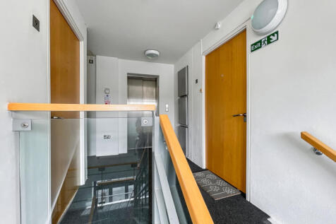 htp48457520251025055333_FC_20251024_7169_WFtiv_...