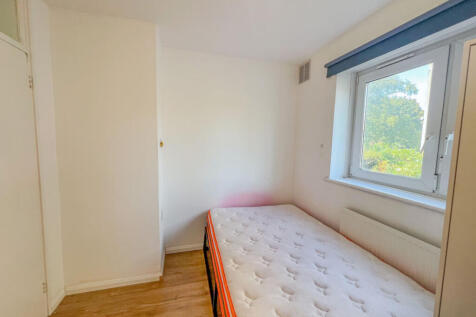 BATTEN28437305-09-2025__21-11-27_IMG_9498_edite...