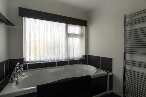 bath-tub-.jpg