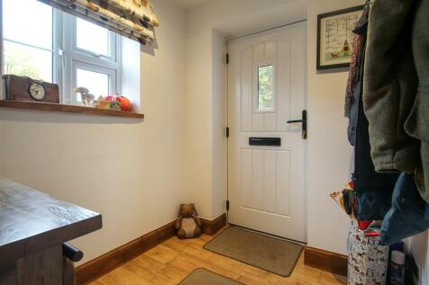 hallway-1-1.jpg