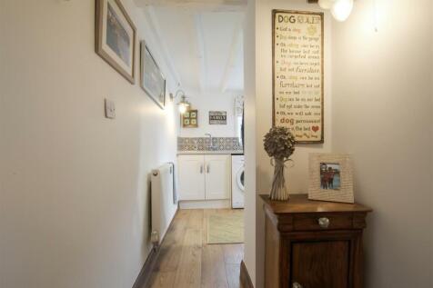 hallway-2-1.jpg
