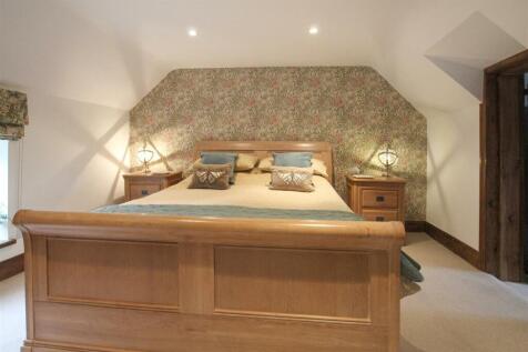 bedroom-1.jpg