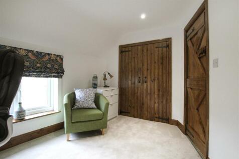 Bedroom-2.1-.jpg