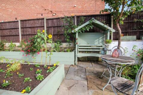 flower-beds-.jpg