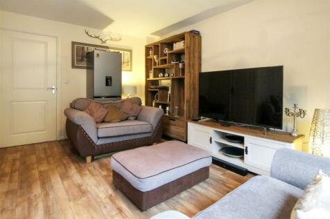 lounge-2-use-.jpg