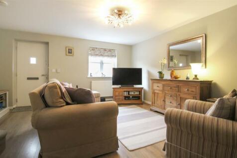 Living-Room-3-.jpg