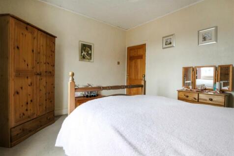 bedroom-2-1-2.jpg