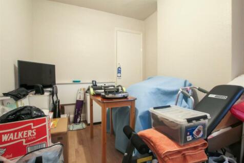 Bedroom-3-1-2.jpg