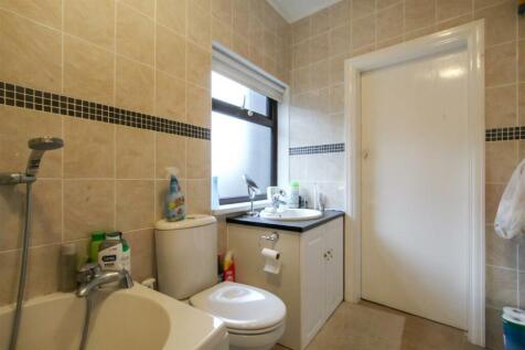 bathroom-2-.jpg
