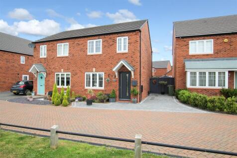 Mill Hill Wood Way - Front.jpg