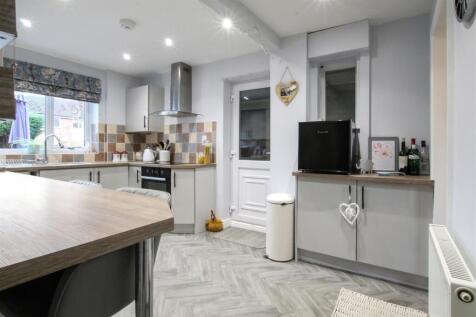 KITCHEN-2-2.jpg