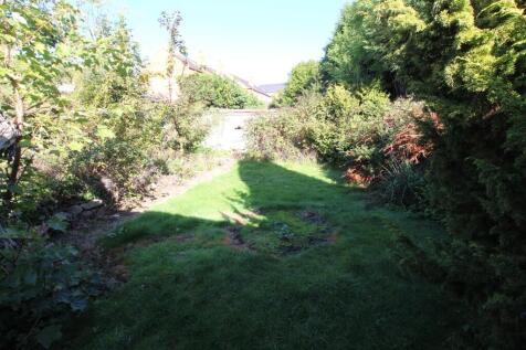 Rear Garden (2).JPG