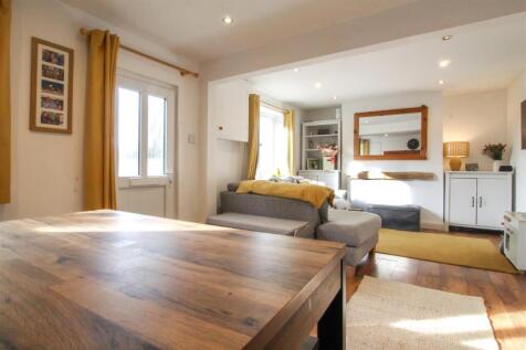 DINING-ROOM-.jpg