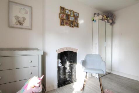 BEDROOM-2.3-.jpg