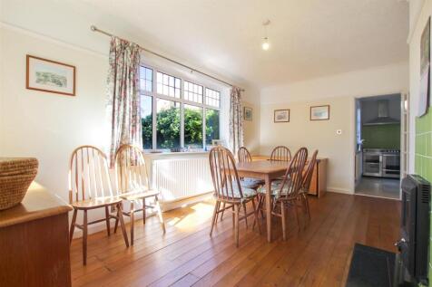 dining-room-.jpg