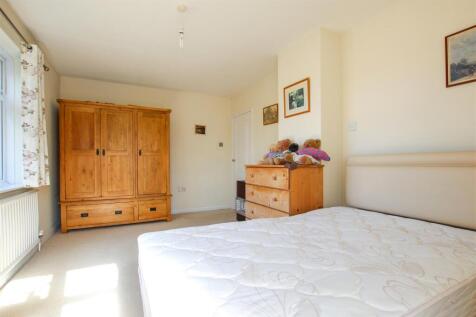 bedroom-3.2-.jpg