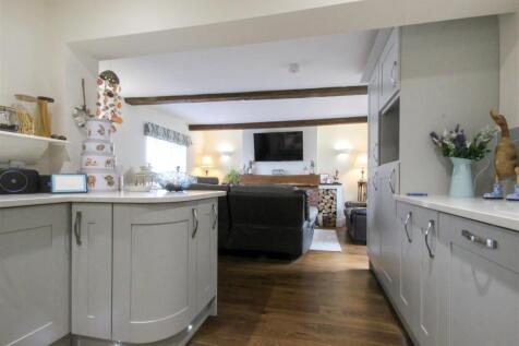 kitchen-2-.jpg