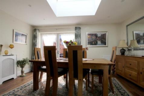 dining-room-.jpg