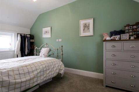 Bedroom-2-.jpg