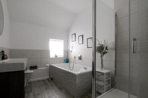 bathroom-4.jpg