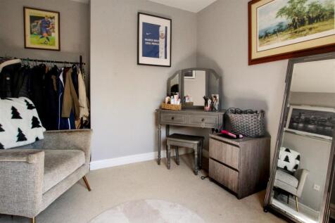 bedroom-4-1.jpg