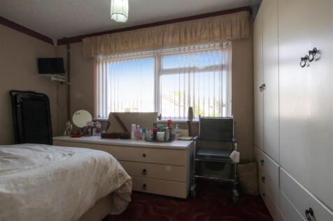 bedroom-1-6.jpg