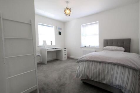 Bedroom-2-21.jpg