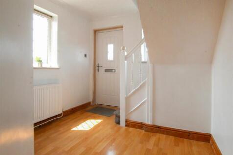 HALLWAY-2.jpg