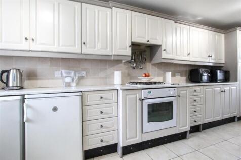 kitchen-2.jpg