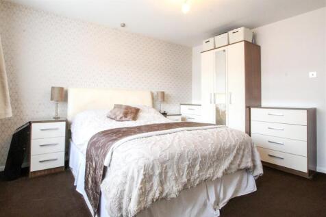 bedroom1.2.jpg