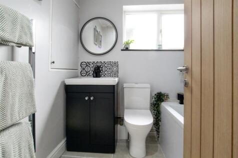 Bathroom-1.jpg
