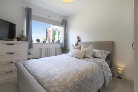 Bed-2.2.jpg