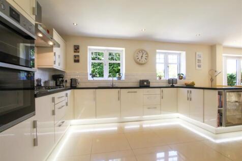 KITCHEN-7.jpg