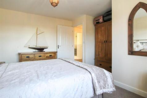 BEDROOM2.3.jpg