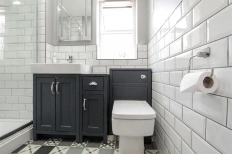 Ensuite-1-1.jpg