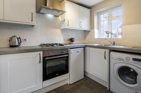 Kitchen (1).jpg