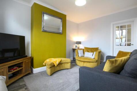 living-room-2-3.jpg
