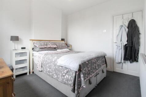 bedroom12.jpg