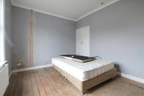 bedroom-1-1.jpg