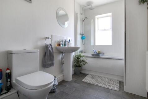Bathroom-.jpg